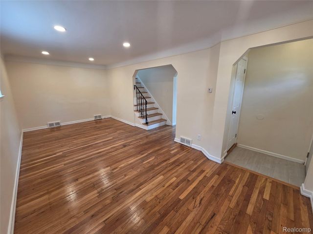 16039 Curtis Street, Detroit, MI 48235