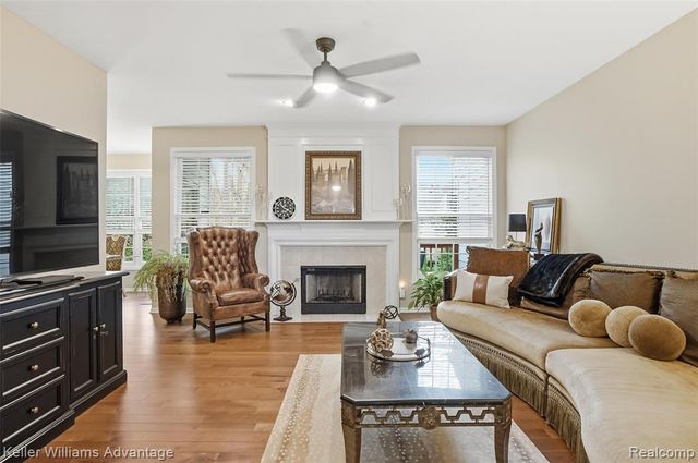 39469 Edgewater Drive, Northville, MI 48168