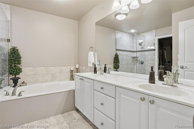 39469 Edgewater Drive, Northville, MI 48168