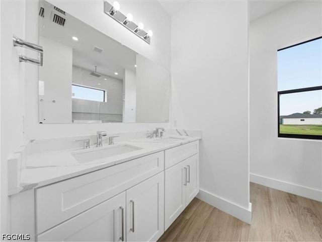 6125 Hershey AVE, Fort Myers, FL 33905