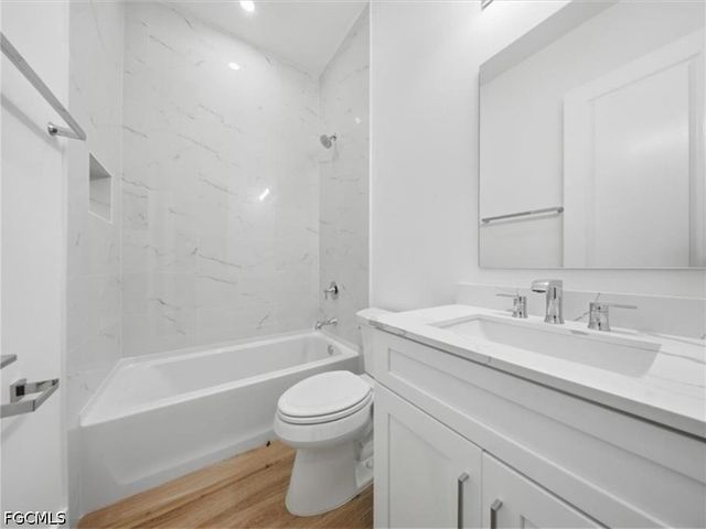 6125 Hershey AVE, Fort Myers, FL 33905
