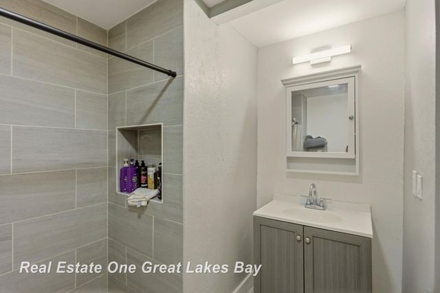 1841 Gratiot Avenue, Saginaw, MI 48602