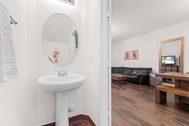 4226 N Dixie Highway 99, Oakland Park, FL 33334