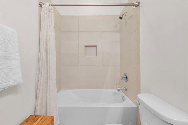 4226 N Dixie Highway 99, Oakland Park, FL 33334