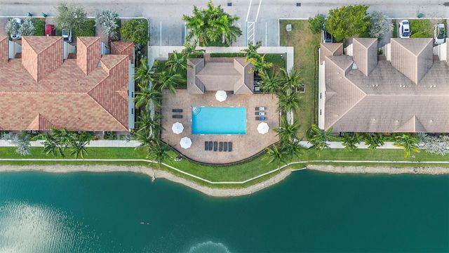 4226 N Dixie Highway 99, Oakland Park, FL 33334