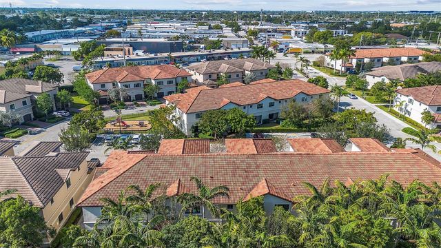 4226 N Dixie Highway 99, Oakland Park, FL 33334