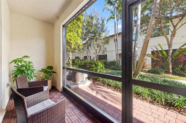 4226 N Dixie Highway 99, Oakland Park, FL 33334