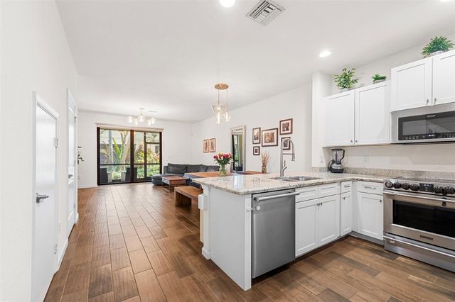 4226 N Dixie Highway 99, Oakland Park, FL 33334