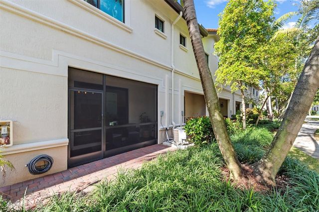 4226 N Dixie Highway 99, Oakland Park, FL 33334