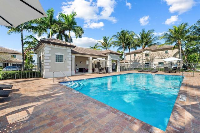 4226 N Dixie Highway 99, Oakland Park, FL 33334