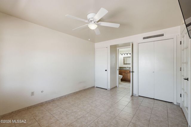 436 S Paseo Cerro Unit B, Green Valley, AZ 85614