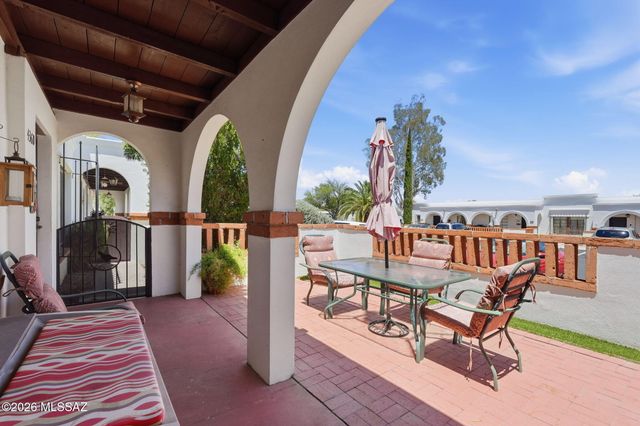 436 S Paseo Cerro Unit B, Green Valley, AZ 85614