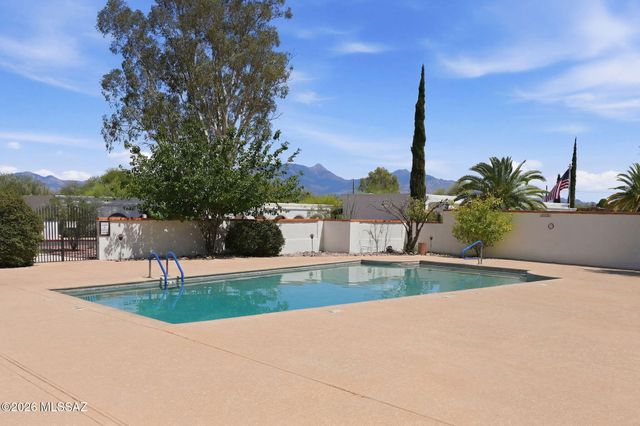 436 S Paseo Cerro Unit B, Green Valley, AZ 85614
