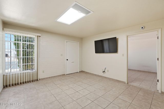 436 S Paseo Cerro Unit B, Green Valley, AZ 85614