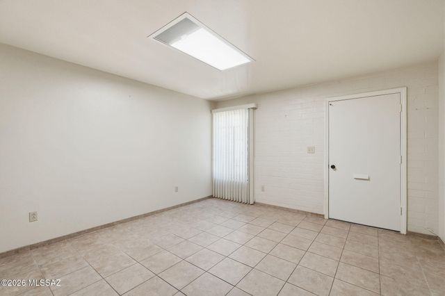 436 S Paseo Cerro Unit B, Green Valley, AZ 85614