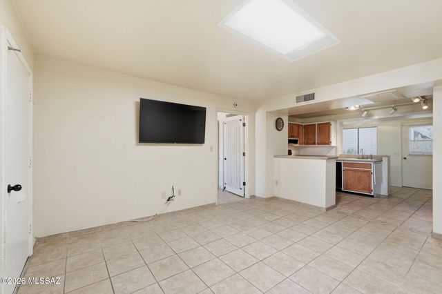 436 S Paseo Cerro Unit B, Green Valley, AZ 85614