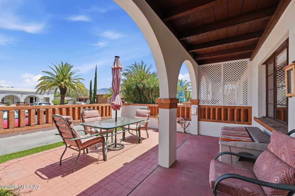 436 S Paseo Cerro Unit B, Green Valley, AZ 85614