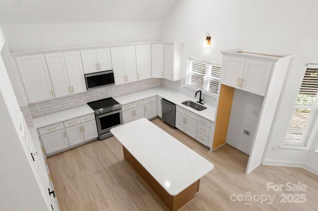 12415 Bluff Meadow Trail, Huntersville, NC 28078