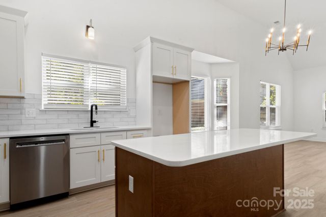 12415 Bluff Meadow Trail, Huntersville, NC 28078