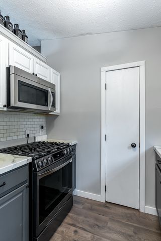2702 W 46th Street, Davenport, IA 52806