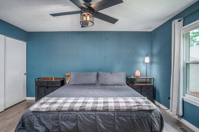 2702 W 46th Street, Davenport, IA 52806