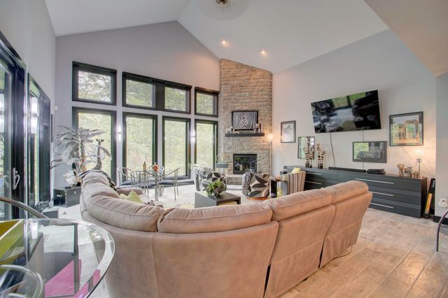 6099 Cabin Creek East Drive, Cold Spring, KY 41076