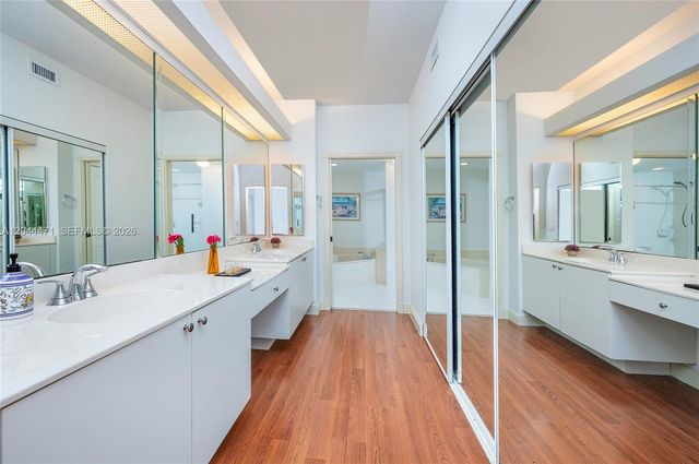 10750 NW 66th Street 312, Doral, FL 33178