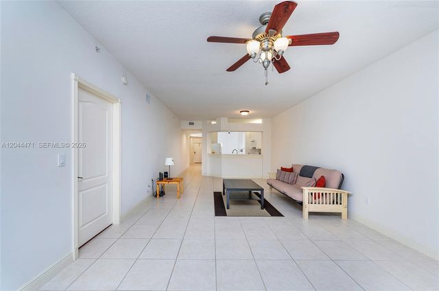 10750 NW 66th Street 312, Doral, FL 33178