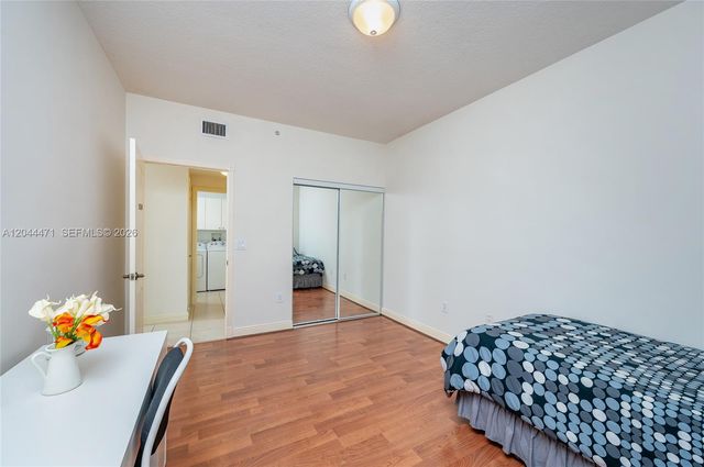 10750 NW 66th Street 312, Doral, FL 33178