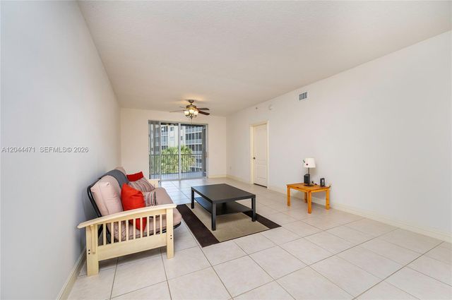 10750 NW 66th Street 312, Doral, FL 33178