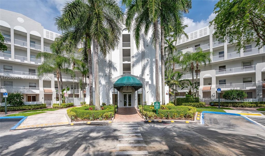 10750 NW 66th Street 312, Doral, FL 33178