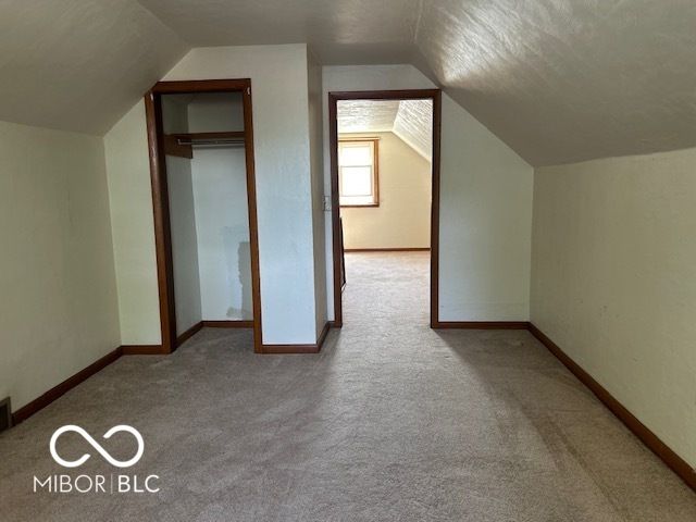 220 E 34th Street, Anderson, IN 46013
