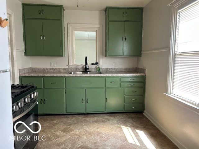220 E 34th Street, Anderson, IN 46013