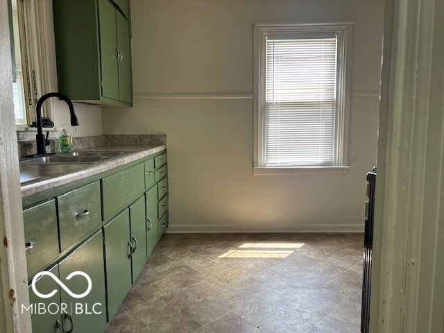 220 E 34th Street, Anderson, IN 46013