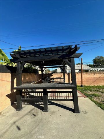 10150 Summer Avenue, Santa Fe Springs, CA 90670