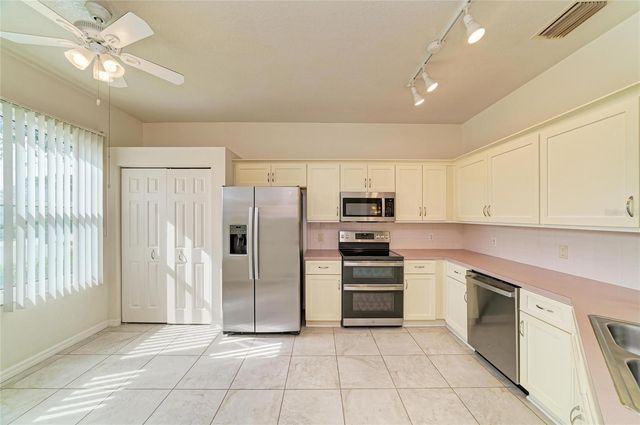 1101 CANE MILL LANE, Bradenton, FL 34212