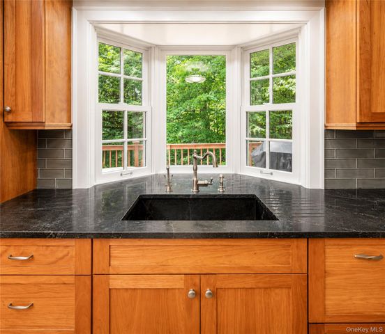 190 Douglas Place, Mount Vernon, NY 10552