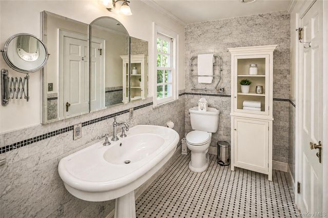 190 Douglas Place, Mount Vernon, NY 10552