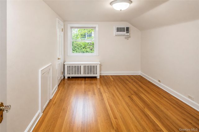 190 Douglas Place, Mount Vernon, NY 10552