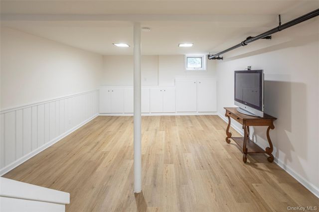 190 Douglas Place, Mount Vernon, NY 10552