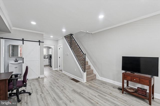 2215 WATKINS ST, Philadelphia, PA 19145