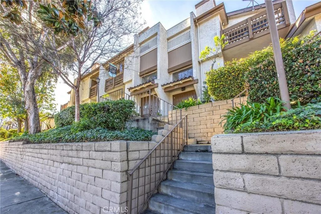 1115 Walnut Grove, Rosemead, CA 91770