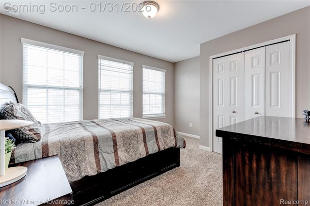 51332 E Bourne Terrace, Novi, MI 48374