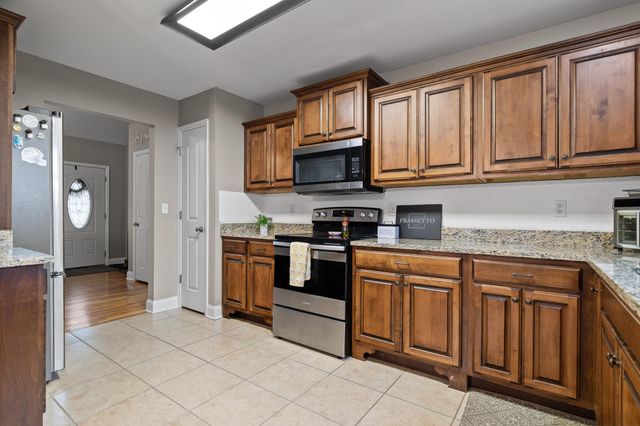 208 Home Place Court SE, Cleveland, TN 37323