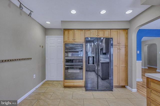 630 N 2ND ST, Emmaus, PA 18049