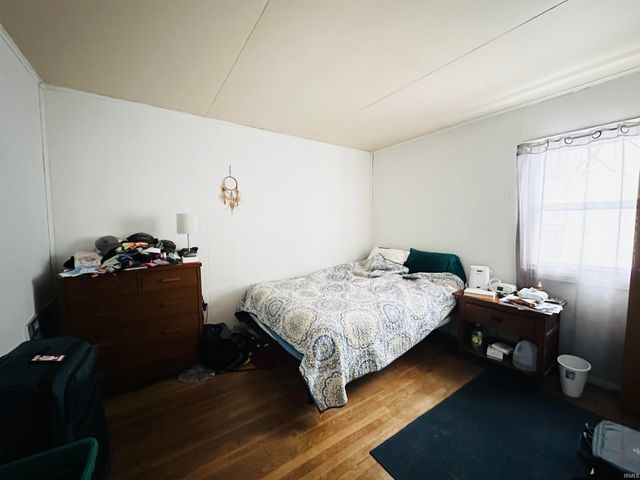 917 Geyer Avenue, Mishawaka, IN 46544