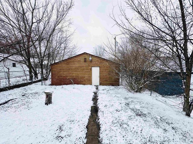 917 Geyer Avenue, Mishawaka, IN 46544