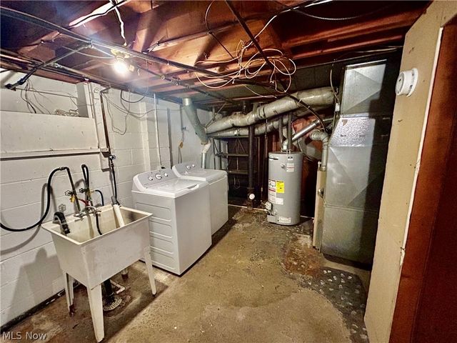 501 Edison Street, Struthers, OH 44471