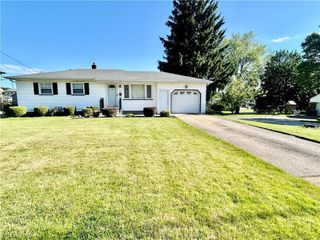 501 Edison Street, Struthers, OH 44471
