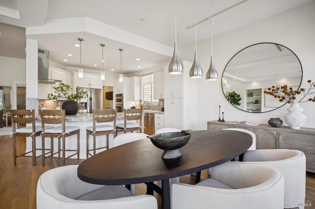 255 Baypoint Dr, San Rafael, CA 94901